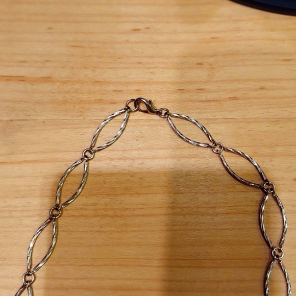 NWT necklace - Picture 3 of 6